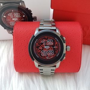 🎁⌚Smartwatch Diesel Original brand new